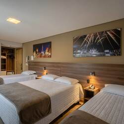 Quarto quádruplo - Hotel Fioreze Centro